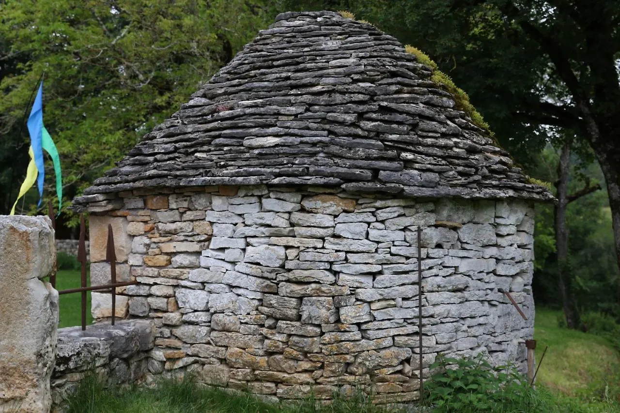 Bed and Breakfast Les Roulottes Du Lot Gramat